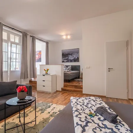 Grossartige Im Loft-stil In Bester Leipziger Lage Apartment