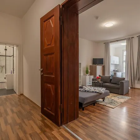 Grossartige Im Loft-stil In Bester Leipziger Lage Apartment
